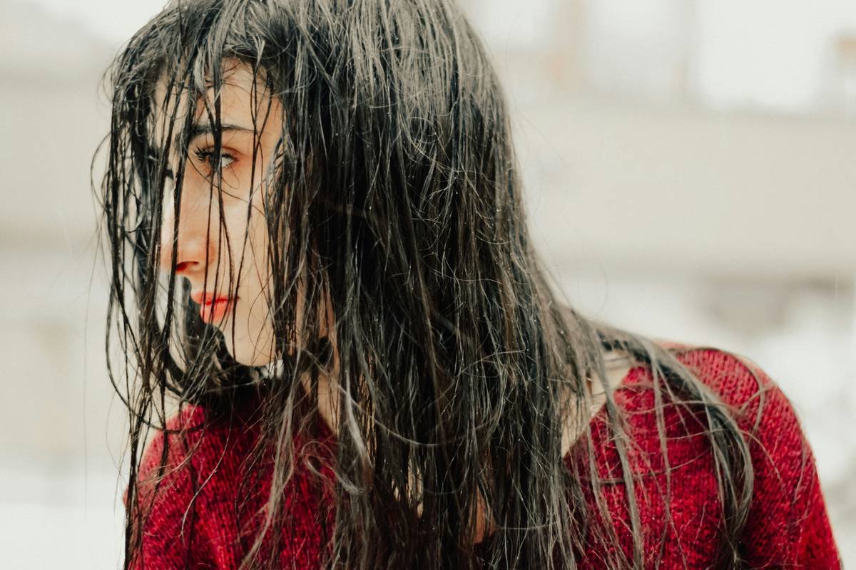 Is Your Hair Screaming for Help? How a Hair Recovery Spray Can Actually Bring Damaged Strands Back to Life